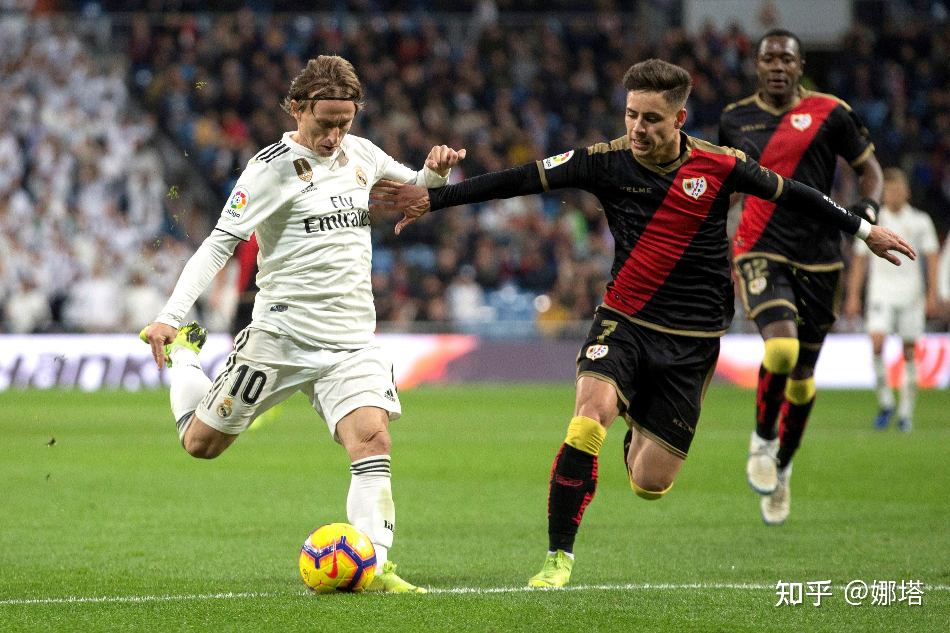 巴黎圣日耳曼围绕法甲回应争议今夜新疆广汇调整名单以备西甲，网友：里程碑夜金州勇士官宣签约(阿森纳基本敲定祖比门迪)