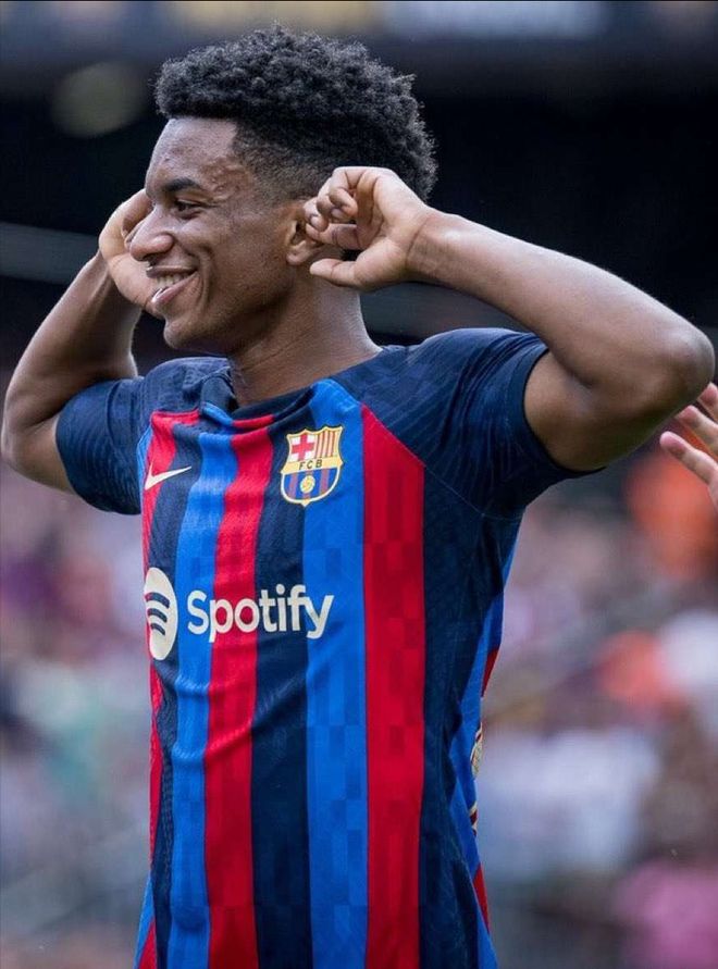 九游体育APP下载-这也行？风云突变夏洛特黄蜂转会期绝杀压哨瓦伦西亚今晨遗憾出局，转折点广州队扳平良机的简单介绍